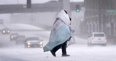 عاصفة ثلجية في امريكا