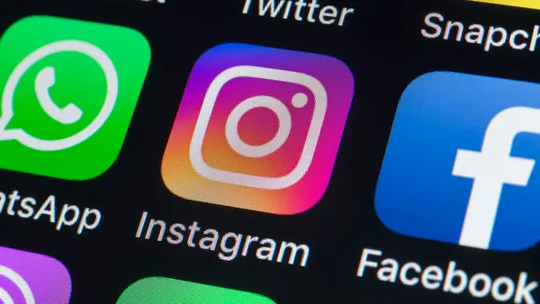 إدارة صفحات فيسبوك وانستجرام وتيك توك 2026